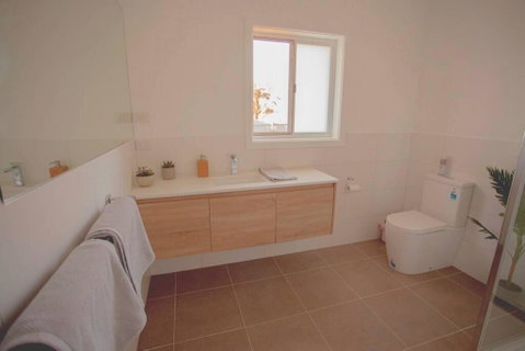 The Farmhouse. - Kempsey Accommodation 2