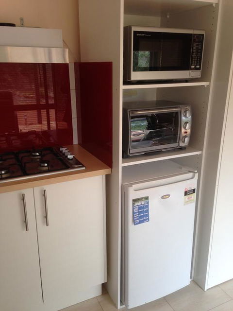 The Folly - Kempsey Accommodation 3