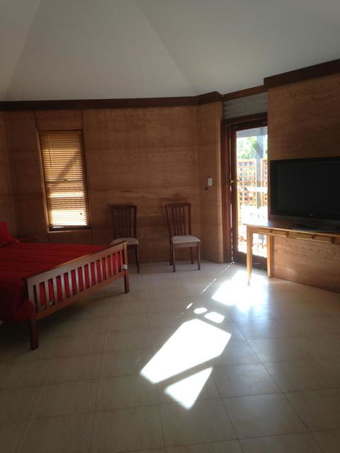 The Folly - Kempsey Accommodation 2