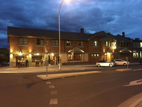The George Hotel - Kempsey Accommodation 0