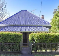 The Grey House - Kempsey Accommodation