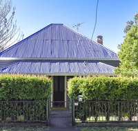 The Grey House - Kempsey Accommodation