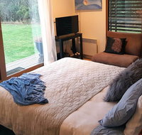 The Gurdies Room with Amazing Sunset Views - Kempsey Accommodation