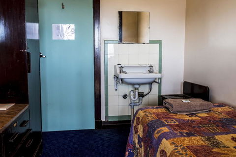 The Imperial Hotel - Kempsey Accommodation 2