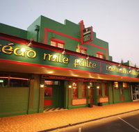 The Irish Village - Kempsey Accommodation