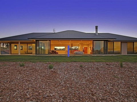 The Junction - Contemporary Meets River Country - Kempsey Accommodation 0