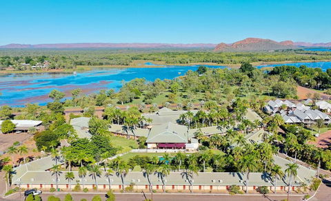 The Kimberley Grande Hotel - Kempsey Accommodation 0