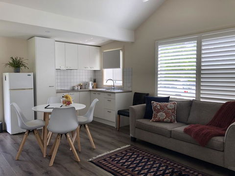 The Kookaburra Cottage - Kempsey Accommodation 2