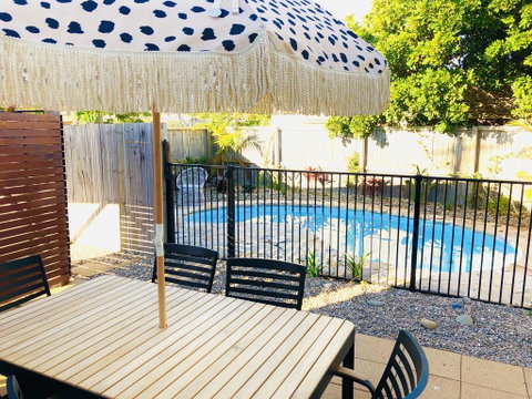 The Lazy Llama - Kempsey Accommodation 2