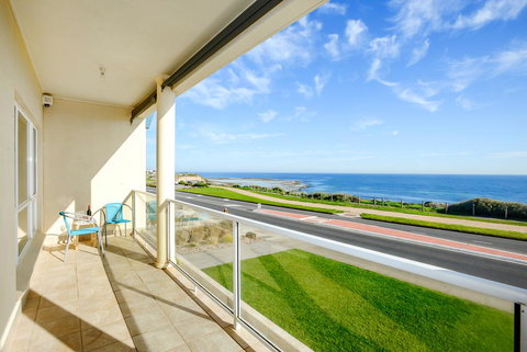 The Leafy Dragon - Kempsey Accommodation 1