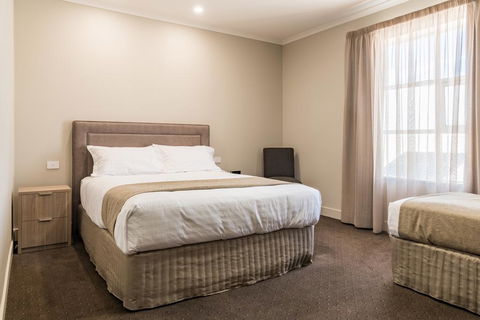The Lighthouse Hotel - Kempsey Accommodation 0