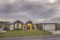 Book Dunsborough Accommodation Vacations Kempsey Accommodation Kempsey Accommodation