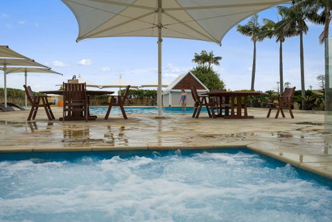 The Oaks Waterfront Resort, Unit 502 - Kempsey Accommodation 1
