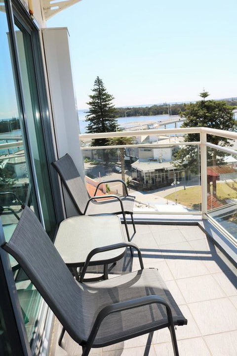 The Oaks Waterfront Resort, Unit 502 - Kempsey Accommodation 3