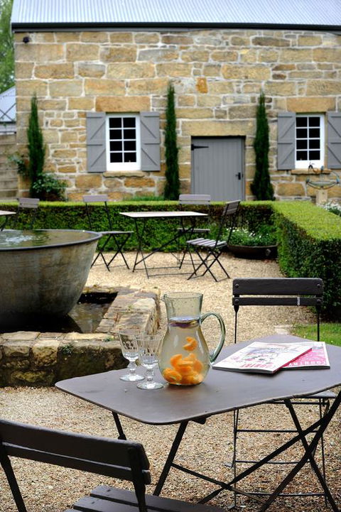 The Red Feather Inn - Kempsey Accommodation 3