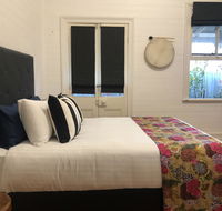 The Residence Stylish Comfort with Fireplace - Kempsey Accommodation