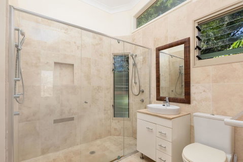 The Richmond Beach Villa - Kempsey Accommodation 2