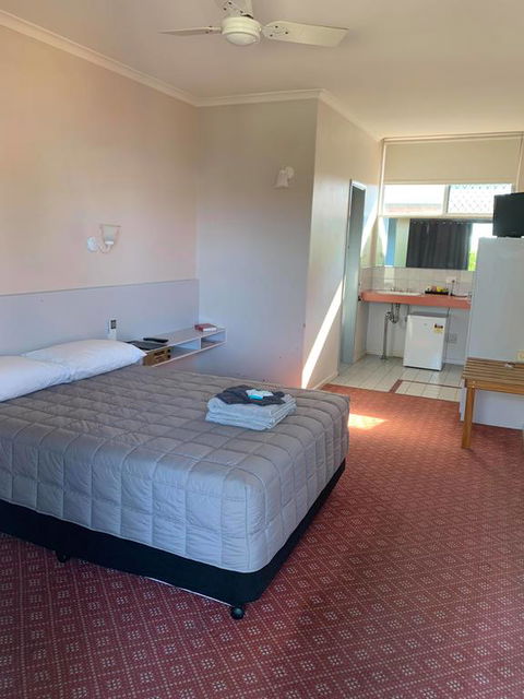 The Royal Motel - Kempsey Accommodation 0
