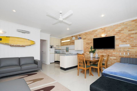 The Sands, Unit 9 - The Entrance - Kempsey Accommodation 2