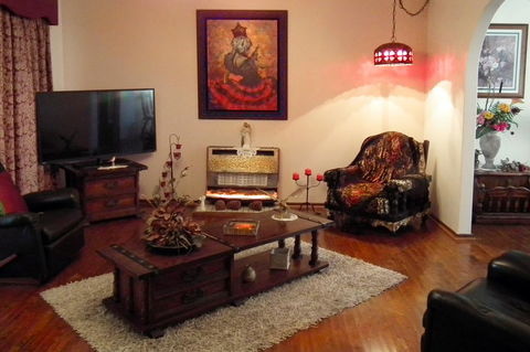 The Spanish Retreat And BnB - 24 Hrs - Kempsey Accommodation 0