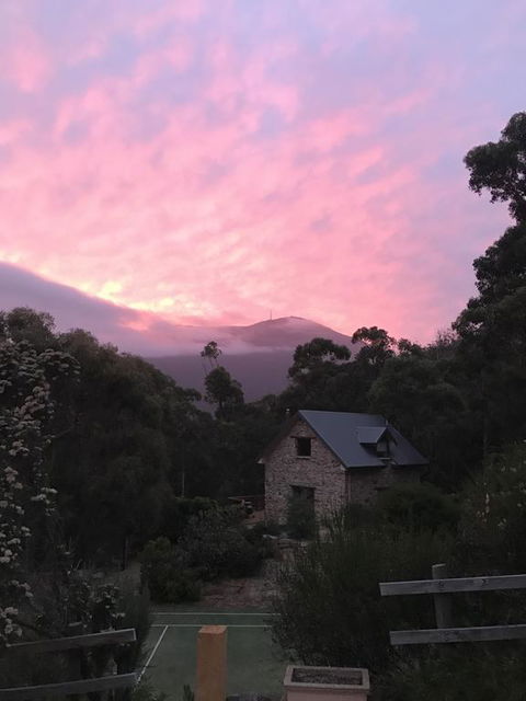 The Stone Cottage (with Tennis Court) - Kempsey Accommodation 0