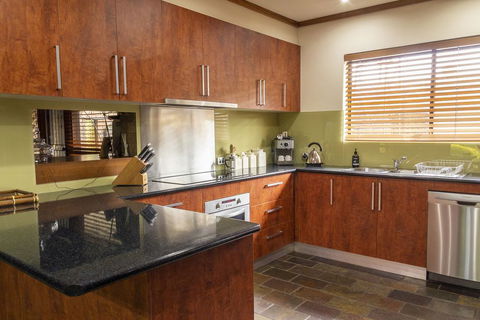 The Townhouse - Kempsey Accommodation 2