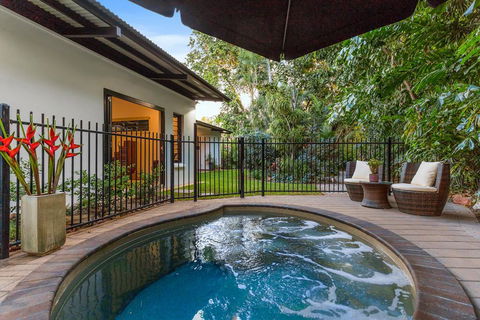The Tropical Sanctuary - Kempsey Accommodation 0