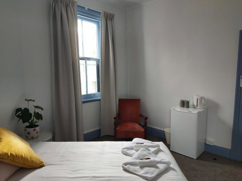 The Victoria Bathurst - Kempsey Accommodation 2