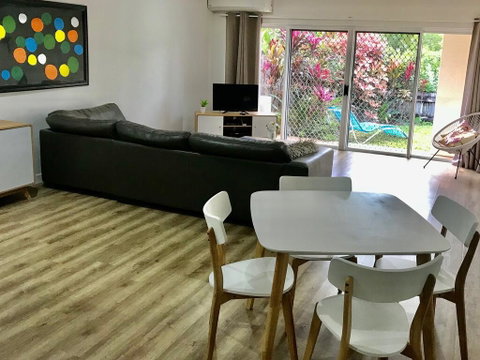 The Villas Palm Cove - Kempsey Accommodation 2