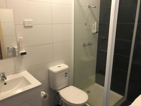 The Wharf Hotel - Kempsey Accommodation 0