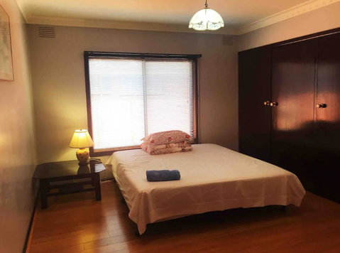 Thomastown Antique House Room 1 - Kempsey Accommodation 0