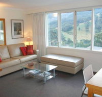 Thredbo Village 3-Bedroom Apartment with Fantastic Views - Kempsey Accommodation