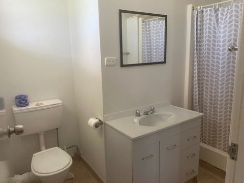 Tin Can Bay Budget Accommodation - Kempsey Accommodation 2