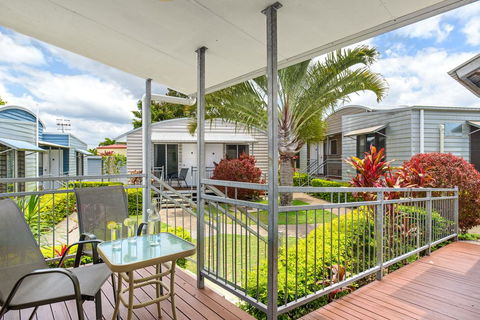 Tin Can Bay's Sleepy Lagoon Motel - Kempsey Accommodation 0