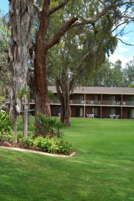 Tocumwal Golf Resort - Kempsey Accommodation 3
