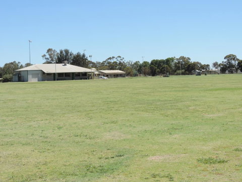 Tooleybuc Country Roads Motor Inn - Kempsey Accommodation 0