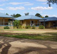 Tooleybuc River Retreat Villas - Kempsey Accommodation