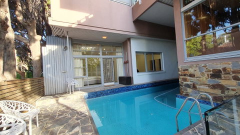 Toorak Luxury Living - Kempsey Accommodation 1