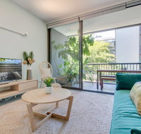 Tranquil contemporary hideaway in hippest area - Kempsey Accommodation