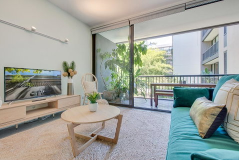 Tranquil Contemporary Hideaway In Hippest Area - Kempsey Accommodation 0