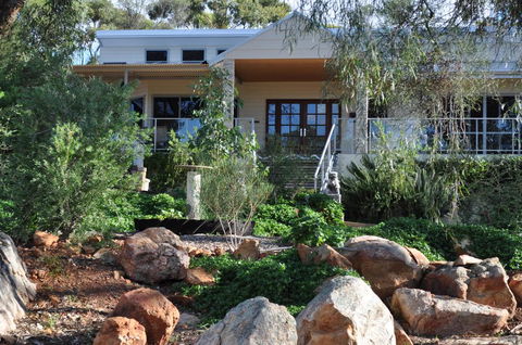 Tree Lodge - Kempsey Accommodation 0