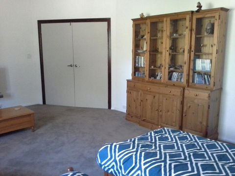 Tree Lodge - Kempsey Accommodation 3