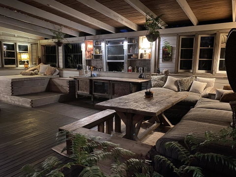 Treehouse On Plantation - Kempsey Accommodation 2