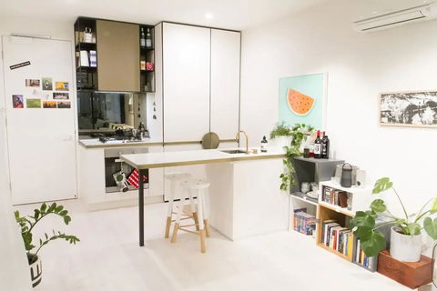 Trendy 1 Bedroom Apartment In The Heart Of Collingwood - Kempsey Accommodation 1