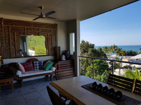 Trinity Beach Penthouse - Kempsey Accommodation 3