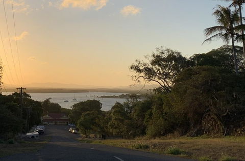 Tropical Styling - Kempsey Accommodation 1