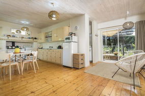 Book Castlemaine Accommodation Kempsey Accommodation Kempsey Accommodation