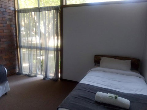 Twinkle Tree's Cottage - Kempsey Accommodation 1