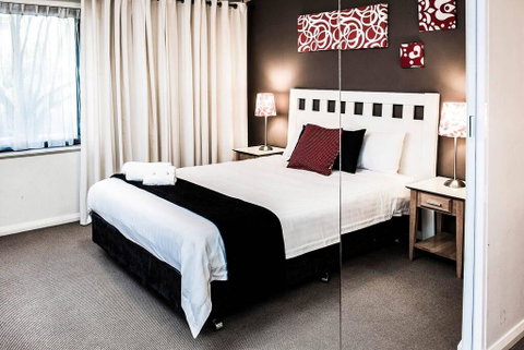 Two Bedroom Apt Next To Perth CBD With Parking. - Kempsey Accommodation 1