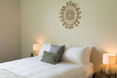 Two Bedroom Gem, Short Drive To MONA - Kempsey Accommodation 1